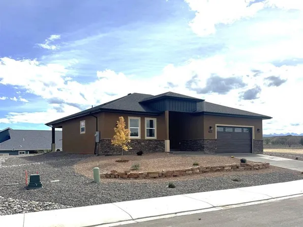 3819 Chestnut Drive, Montrose, CO 81401