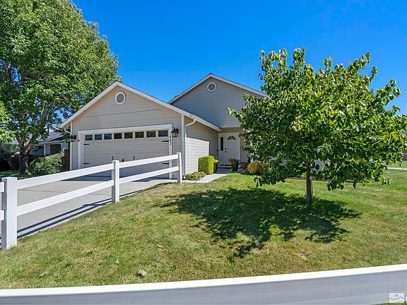 4th image of 1442 Edlesborough Cir