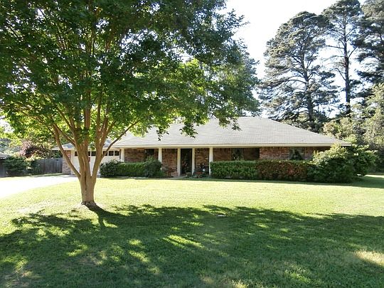 2nd image of 956 Roanoke Dr