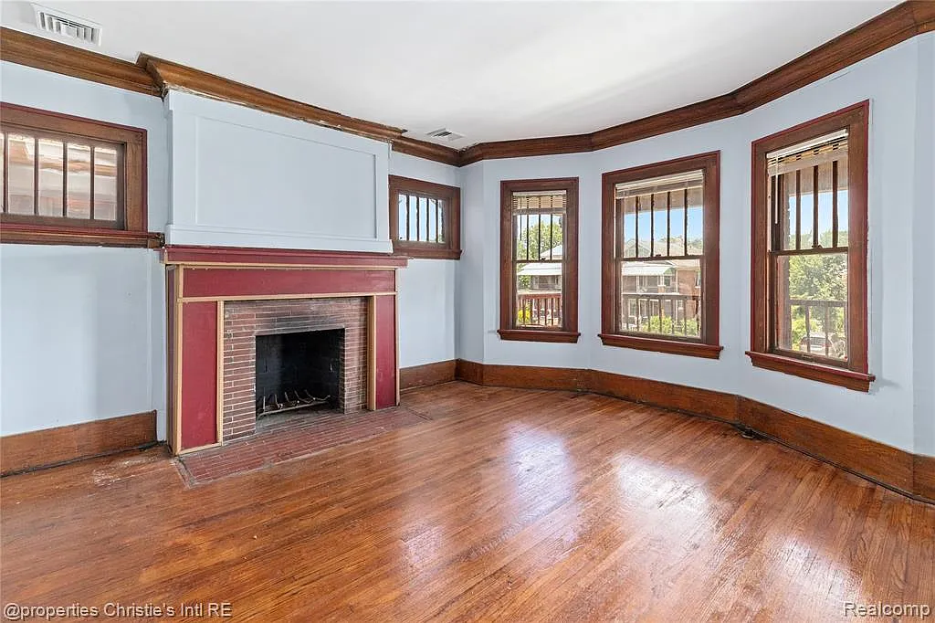 2 bed, 1.0 bath, 1250 sqft, $1,250 — Photo 3