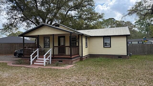 1st image of 201 Garbon Dr