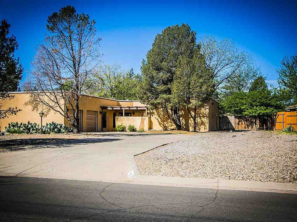 1st image of 300 Three Cross Dr