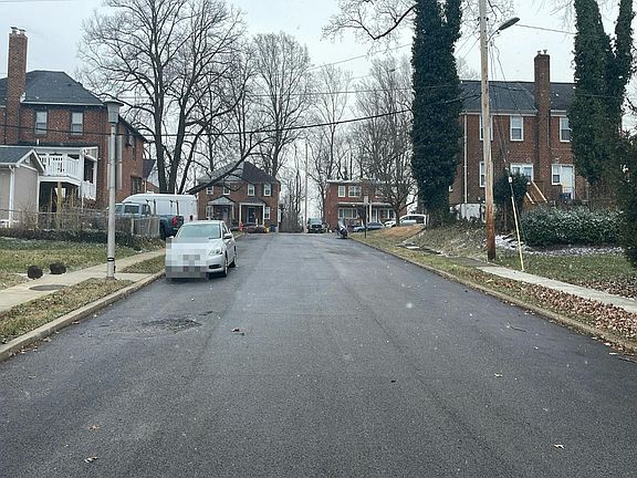 4th image of 5612 Chrysler Ave