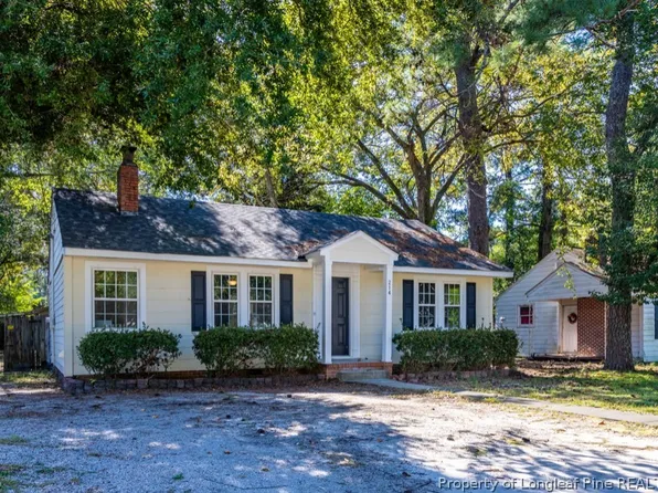 214 Circle Ct, Fayetteville, NC 28301