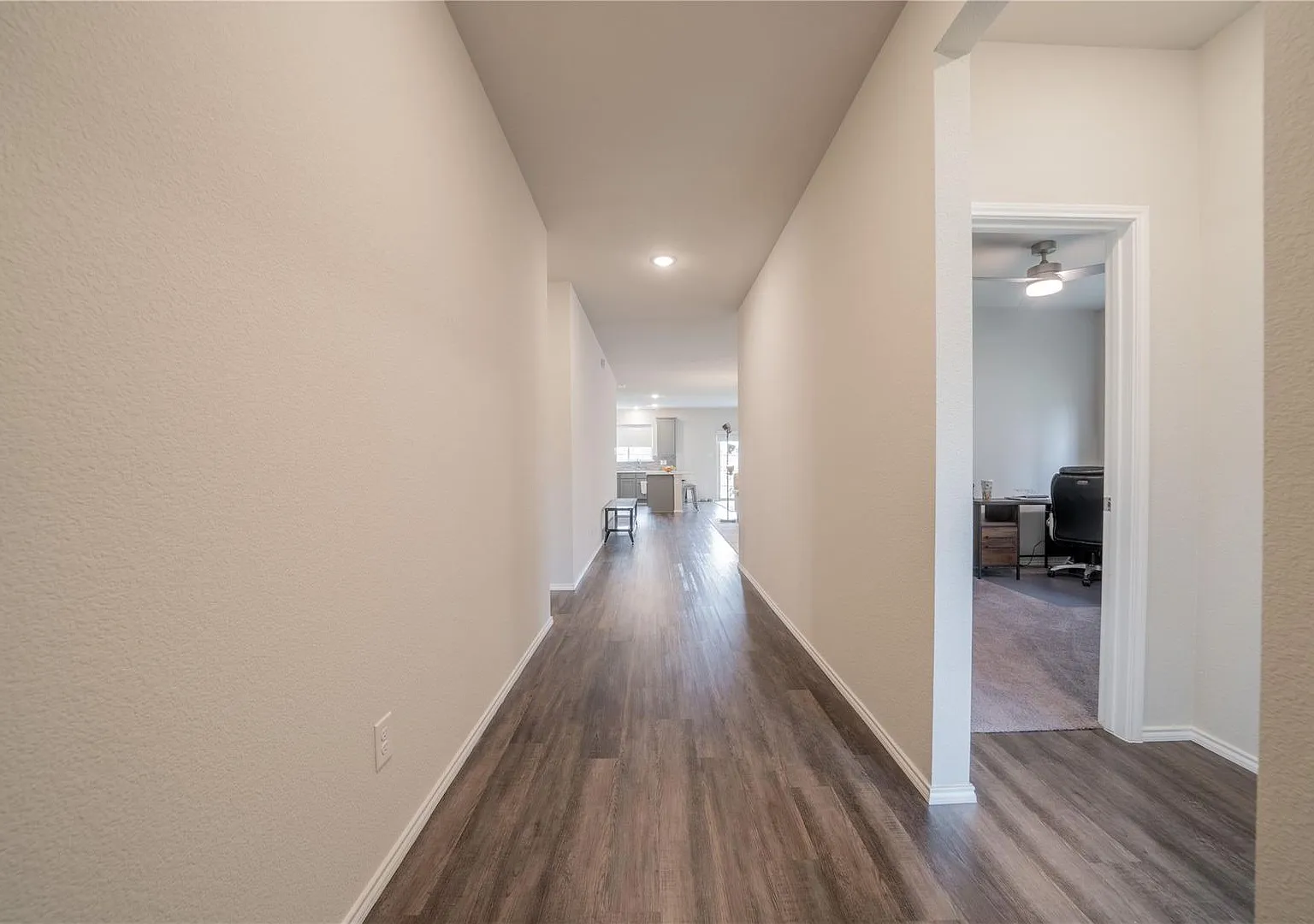 1304 Coyote Ridge — Photo 2