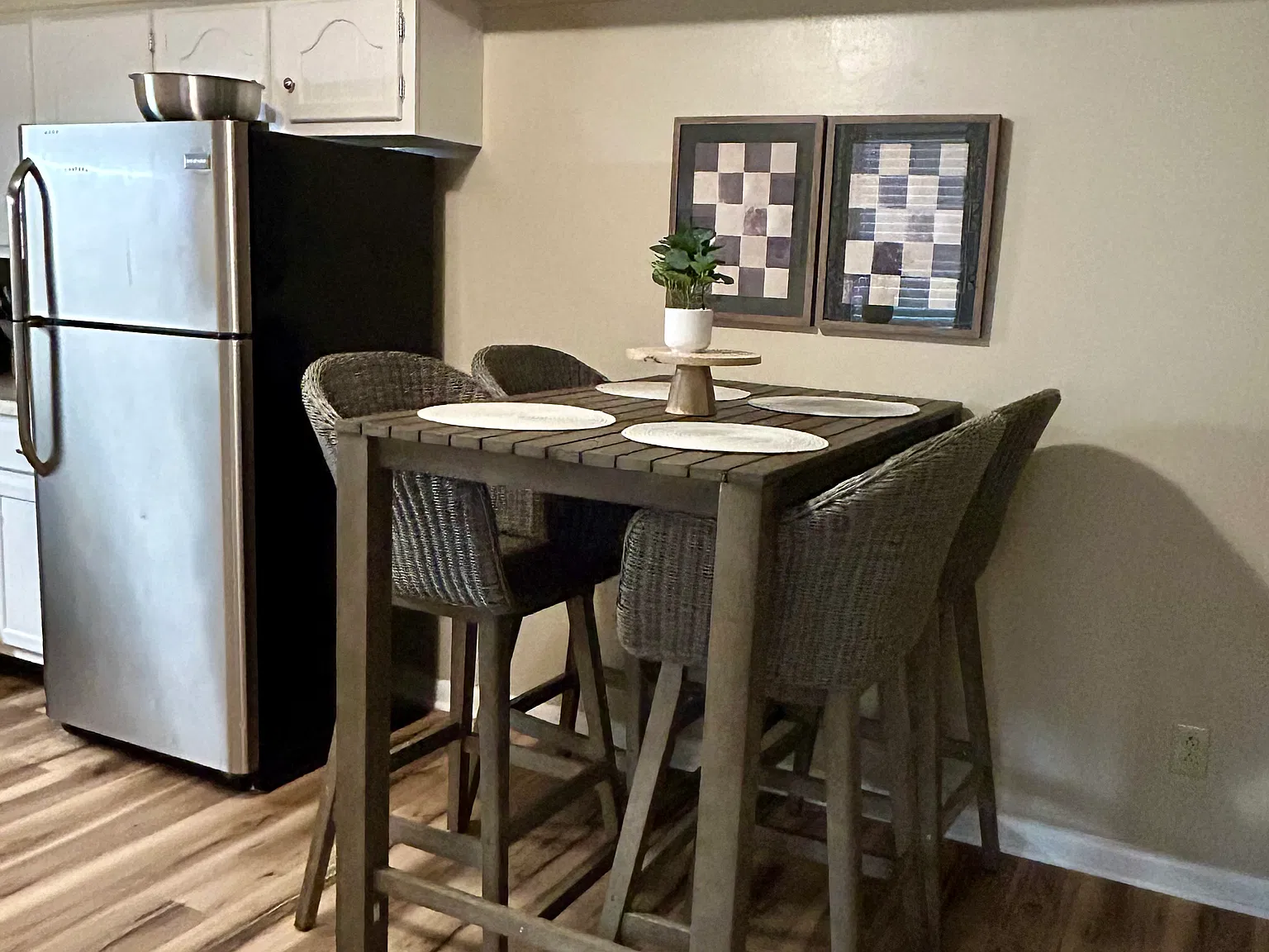 917 Davis Blvd — Photo 3