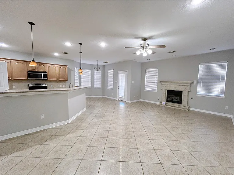 5523 Baby Blue Ln — Photo 17