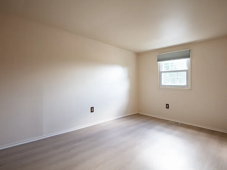 1026 Fox Run — Photo 31