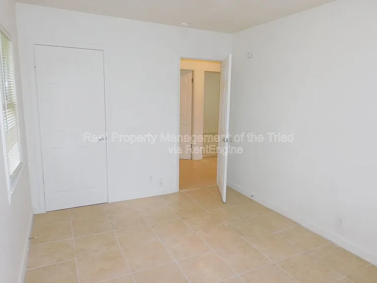 1514 Gholson Ave S #D — Photo 10
