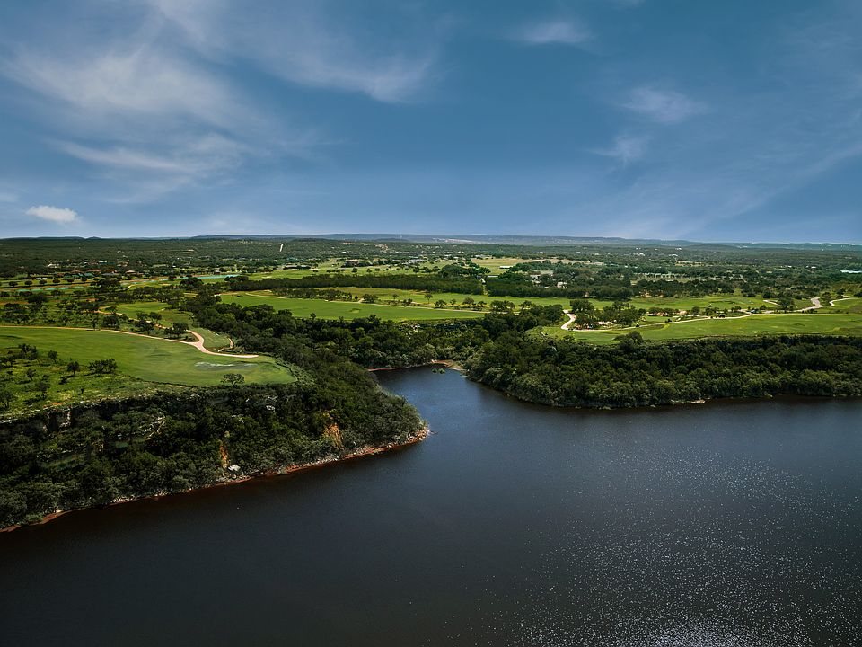 David McLay Kidd 18 Hole Golf Course above Pedernales River - Open October 2025