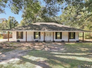 11205 Lazy Lake Dr, Baton Rouge, LA 70818