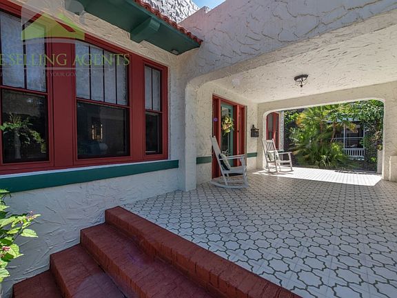 2nd image of 2115 W Southview Ave