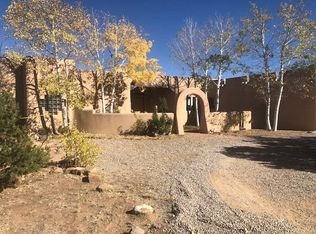 15 W Wildflower Dr, Santa Fe, NM 87506