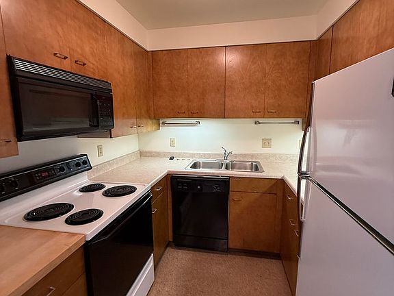 2nd image of 112 W 17th St APT 20