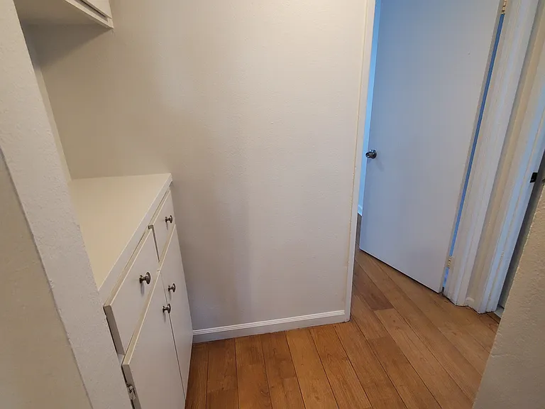142 S Esplanade St #208 — Photo 8