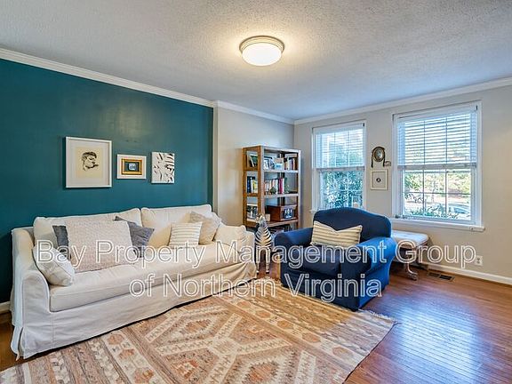 5th image of 4402 34th St S #S