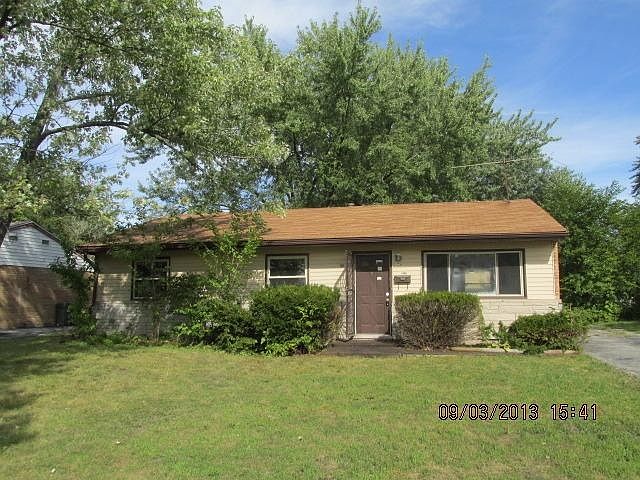 1st image of 907 Blackhawk Dr