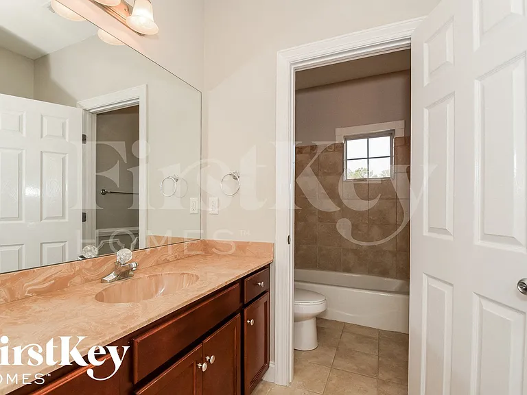 1819 Winnepeg Cir — Photo 8
