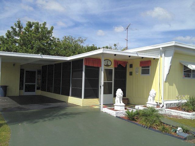 exterior_05142014
