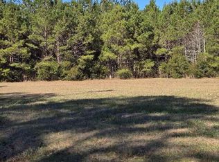 120 4 H Road, Beaufort, NC 28516