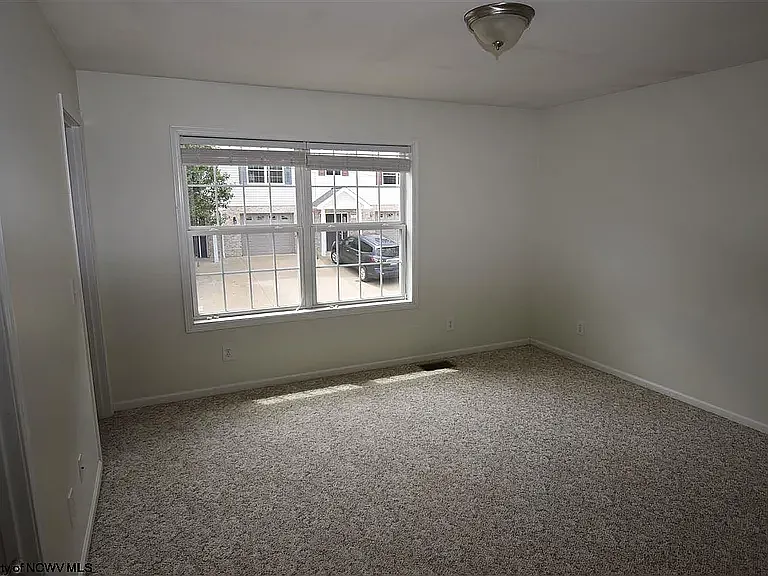 869 Tremont St — Photo 7