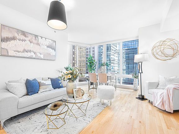 3rd image of 301 Mission St APT 9D