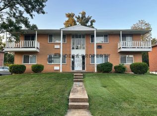 9910 Broadmoor Dr #1, Saint Louis, MO 63114