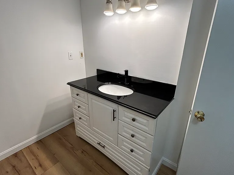 303 Collettes Grove Rd — Photo 11