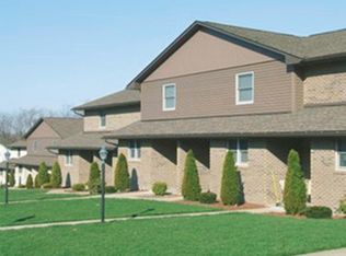 549 Woodmere Dr APT 3, New Stanton, PA 15672