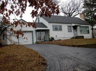 25182 W Stoughton St, Ingleside, IL 60041