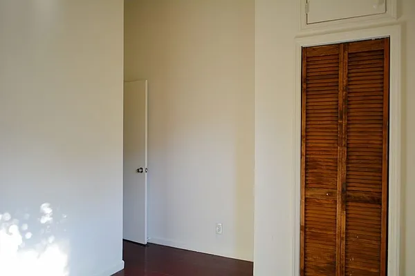 Rented by Nooklyn NYC LLC | media 15