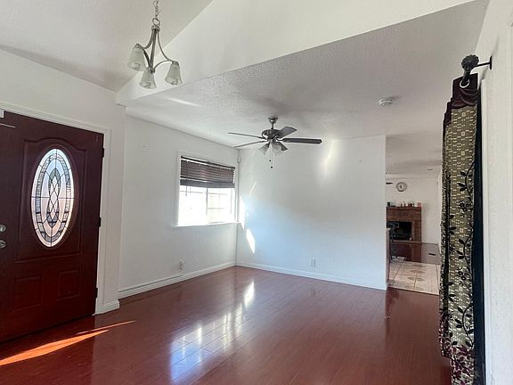 4th image of 2329 Elkins Way