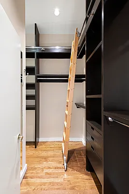Sold by Compass | media 7