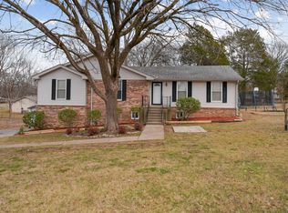 100 Edison Cir, Smyrna, TN 37167