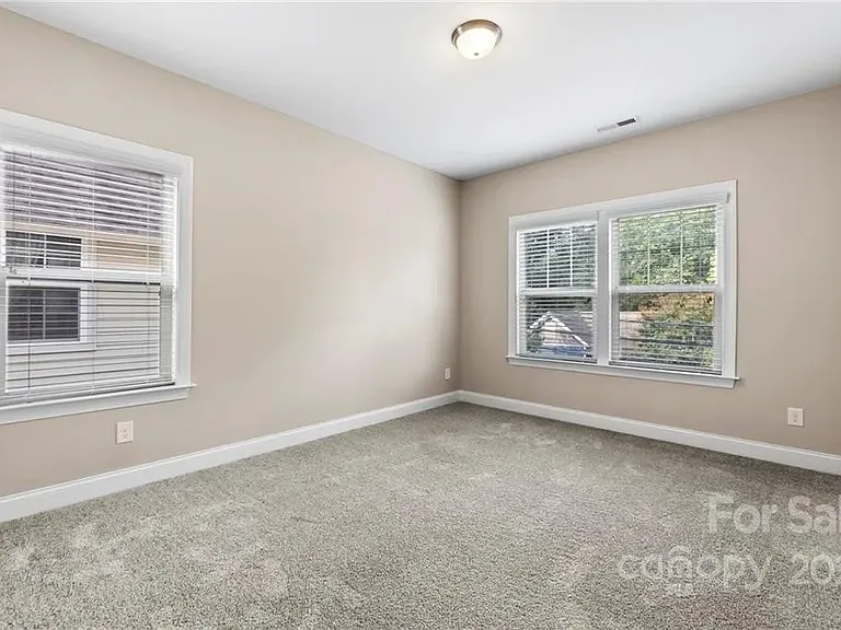 733 Herrin Ave — Photo 19