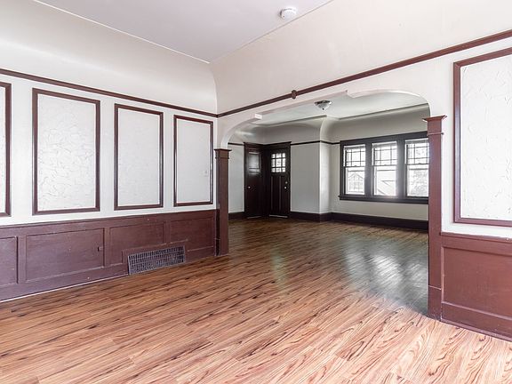 5th image of 2611-2613 N 47th St