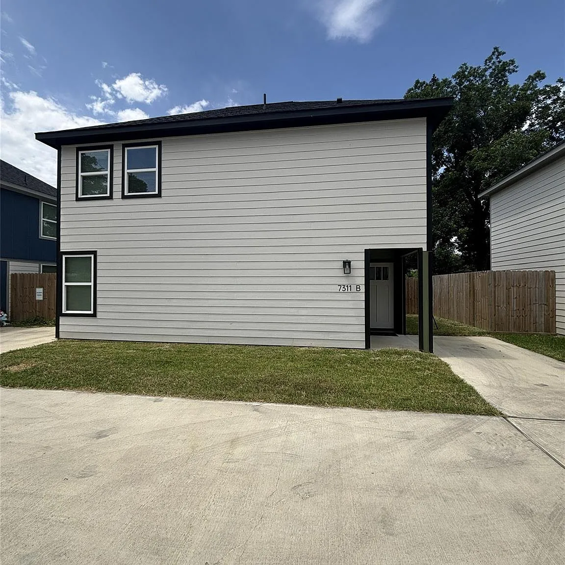 3 bed, 3.0 bath, 1269 sqft, $1,850 — Photo 3