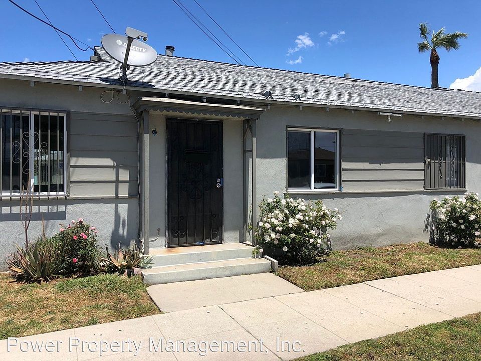 1st image of 1119 E Hyde Park Blvd #8402629