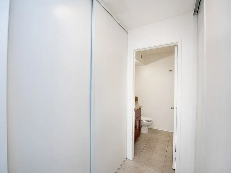 2323 Huntington St #902 — Photo 19