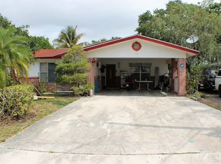 1118 Club Dr, Fort Pierce, FL 34982