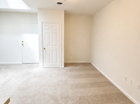 57 E Main St APT 205, Newark, DE 19711