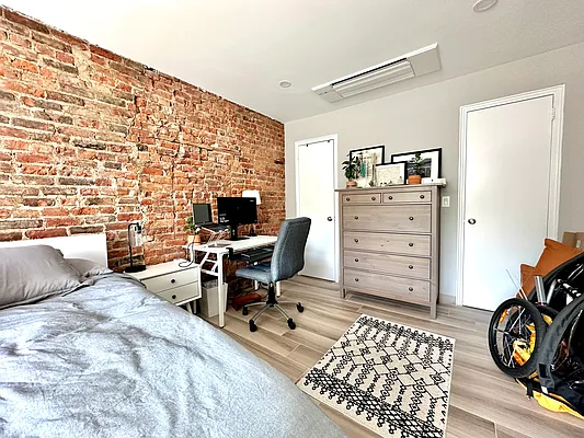 Rented by Remax Real Estate Professionals | media 52