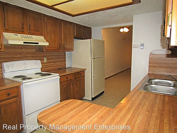 4th image of 6024 NW 16th St