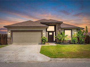 7214 S Lake Bliss Cir, Corpus Christi, TX 78414