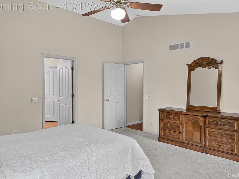 1756 Bridgewater Ct, photo 26