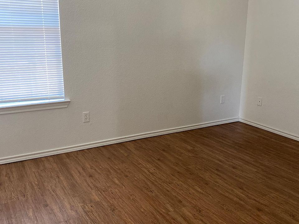 2nd image of 1718 Short St APT G
