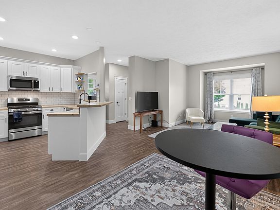 4th image of 4348 Saint Annes Ave SE #21