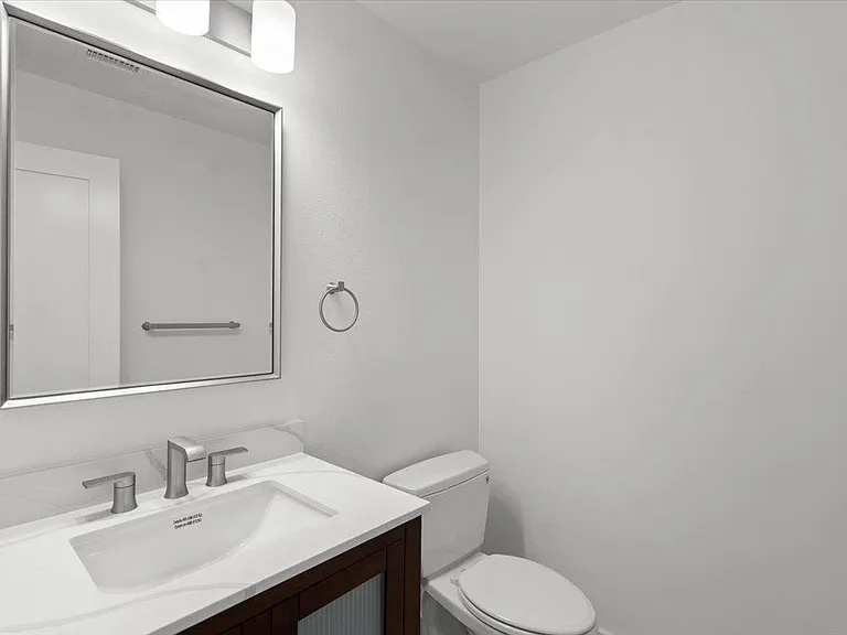 2500 Enfield Rd #1 — Photo 17