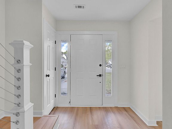 5th image of 213 Alydar Ct