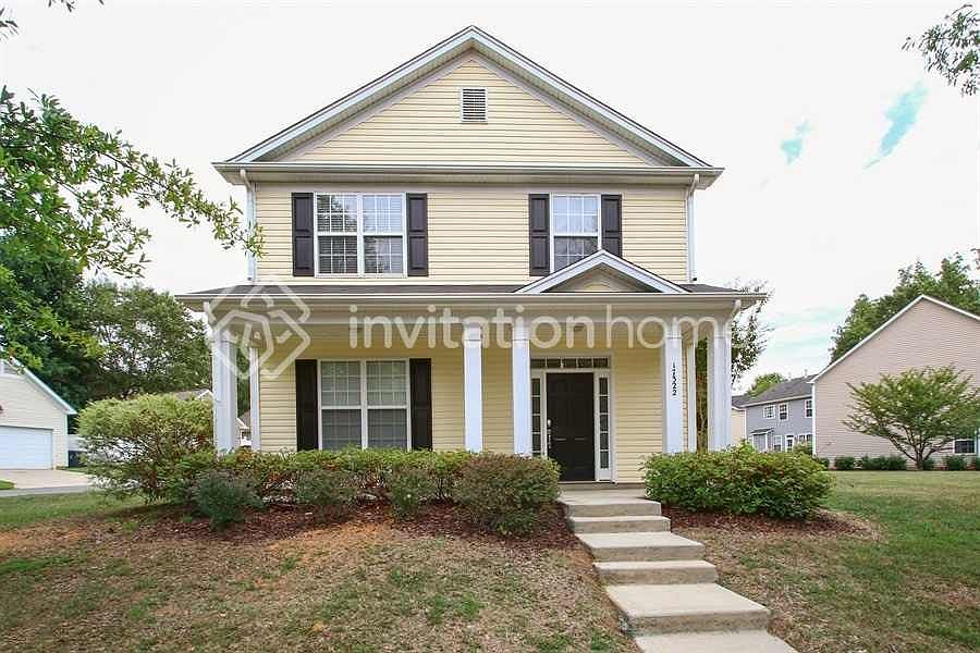 1st image of 17322 Grand Central Way